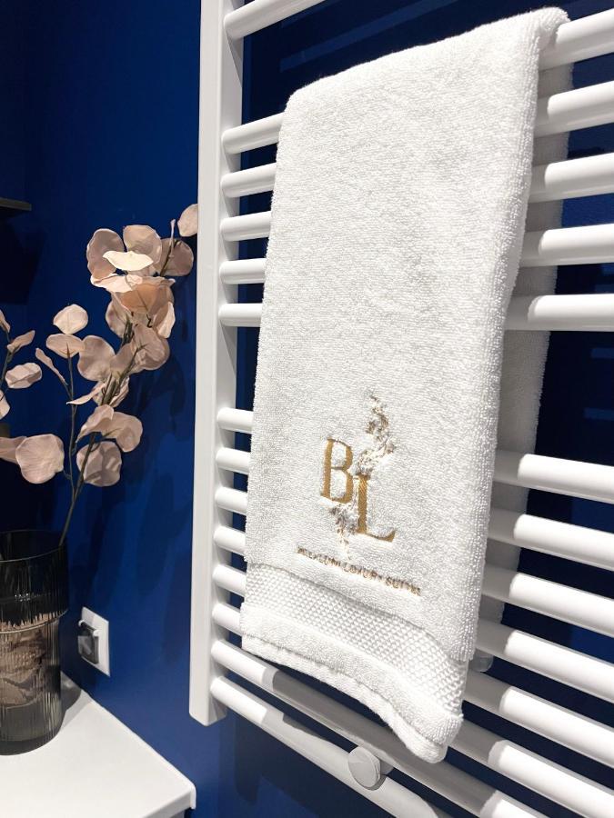 Bella Luna Luxury Suites - Chic Residence In Historic Square Warschau Buitenkant foto